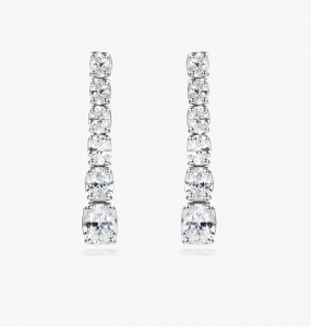 Maison De Greef – White gold earrings set