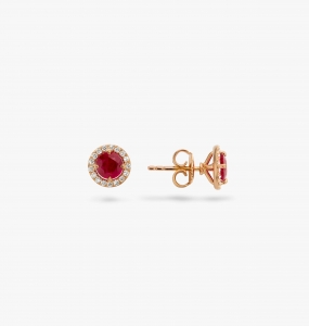 Maison De Greef – Golden earrings with red stones and diamonds