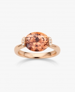 Maison De Greef – Gold ring with orange brown stone