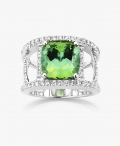 Maison De Greef – White gold ring set with a green tourmaline and diamonds