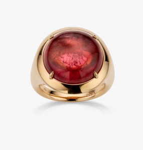 Maison De Greef – Gold ring with red stone