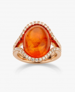 Maison De Greef – Gold ring with orange stone and diamonds