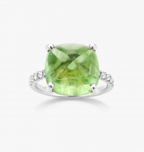 Maison De Greef – White gold ring with green stone and diamonds